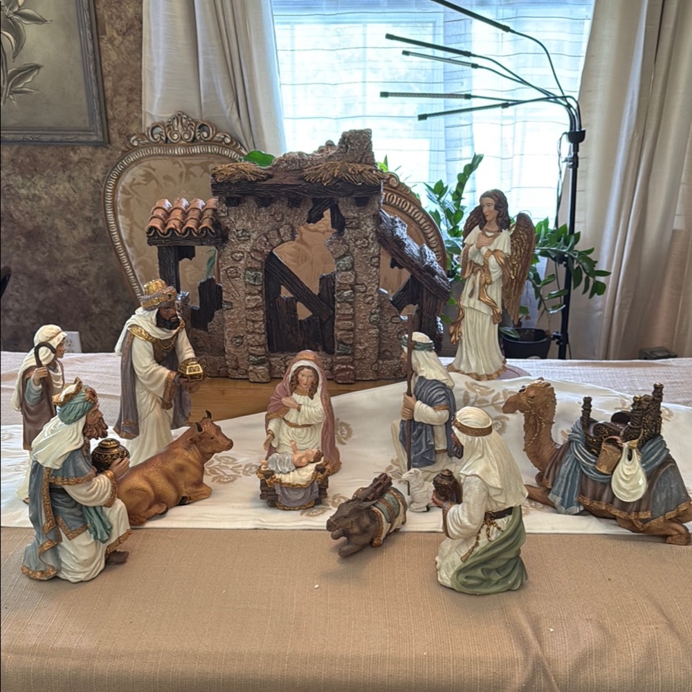 Kirkland Signature Nativity Scene with Angel and Kings